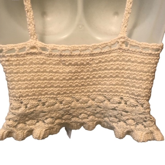 American Eagle Crochet Festival Cream Halter Top Sz. M Boho Chic Cropped Tied - Picture 4 of 10